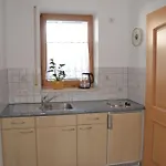 Haus Obere Weinburg 아파트 *