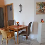 Haus Obere Weinburg 아파트